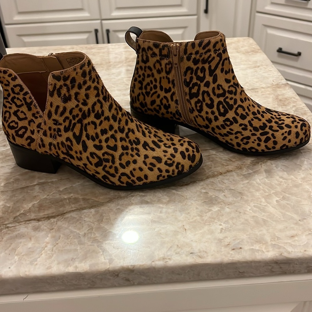 Vionic Clara Leopard calf hair boot